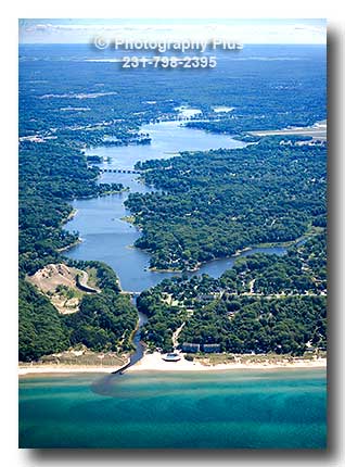 Mona Lake